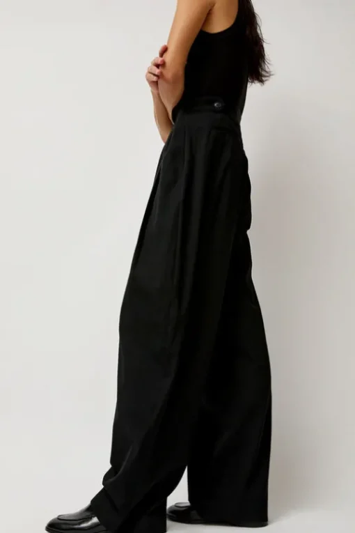 Adjustable Pants in Black