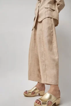 Alexis Clog on Mid Heel in Gold