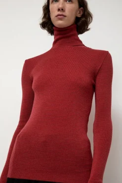 Alpha Rollneck in Paradise Red Fine Stripes
