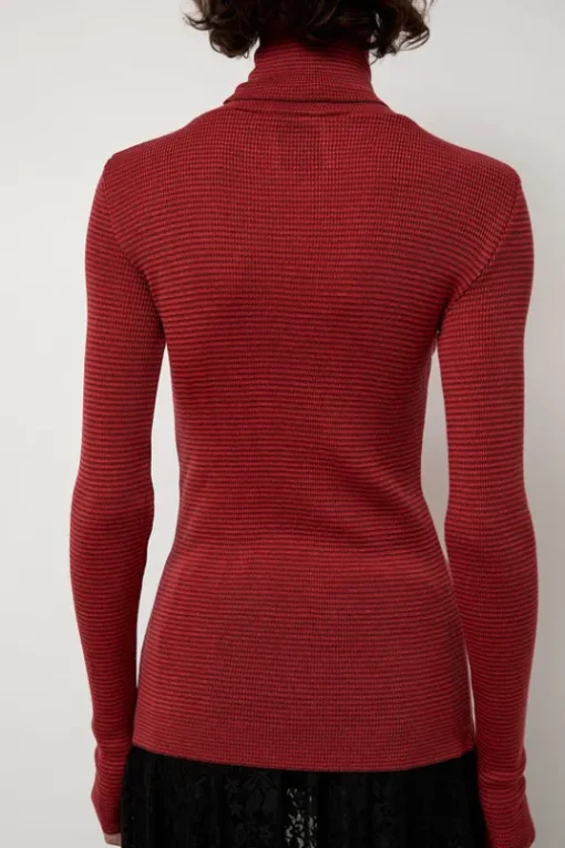 Alpha Rollneck in Paradise Red Fine Stripes