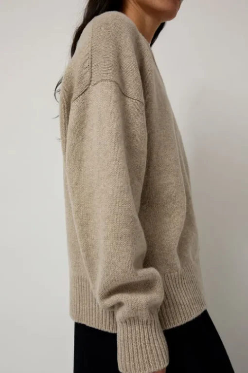 Balla Slouch V Neck Sweater in Beige