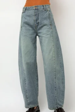 Barrel Denim Pants in Light Blue