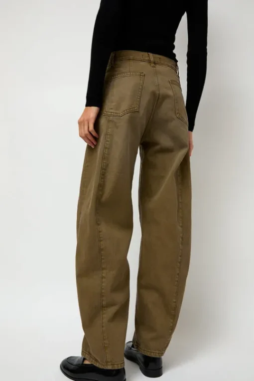 Barrel Denim Pants in Mocha