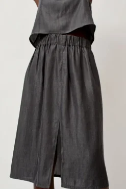 Basic Skirt in Black Tencel