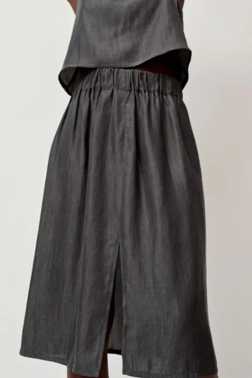 Basic Skirt in Black Tencel
