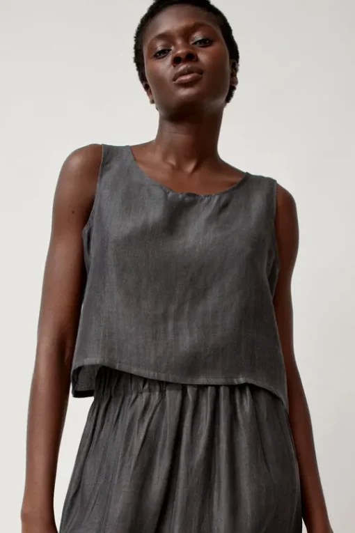 Basic Tank in Black Tencel