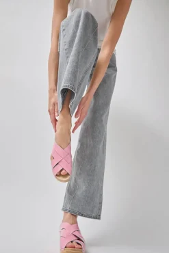 Basket Clog on Mid Wedge in Pink Patent