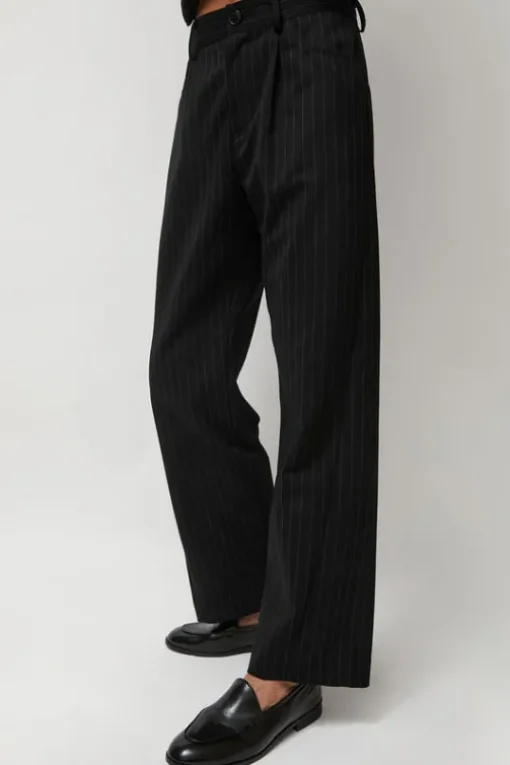 Baxter Pant in Midnight Stripe