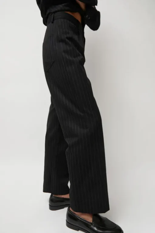 Baxter Pant in Midnight Stripe