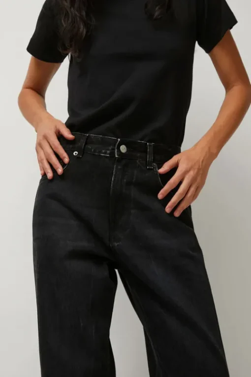 Bonnie Jean in Bassano Black