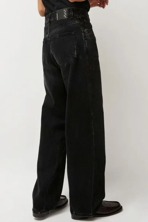 Bonnie Jean in Bassano Black