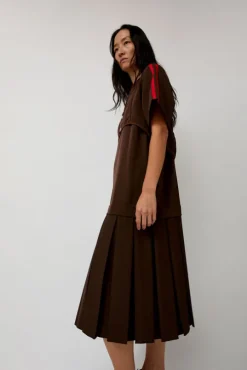 Box Pleat Dress in Mud