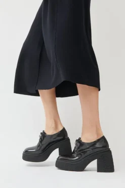 Brushed Platform Oxford in Gradient Taupe
