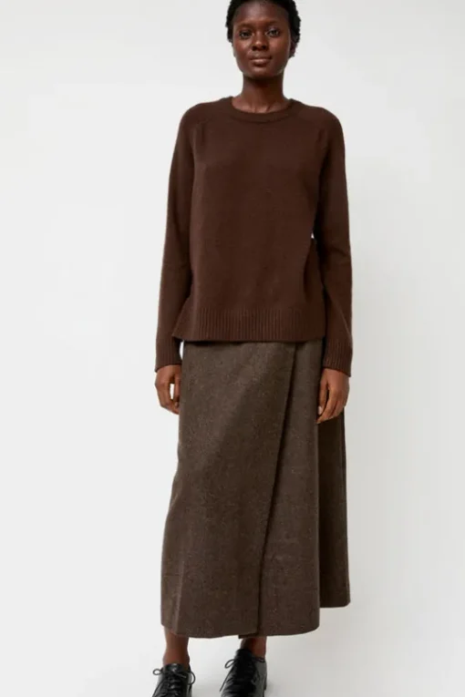 Cashmere Blend Crewneck Knit in Brown