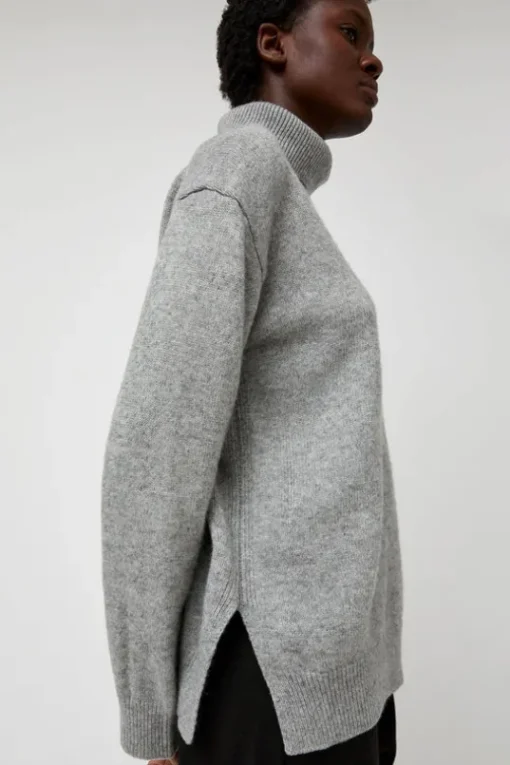 Cashmere Blend High Neck Knit in Gray