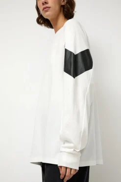 Chevron Raglan Tee in White