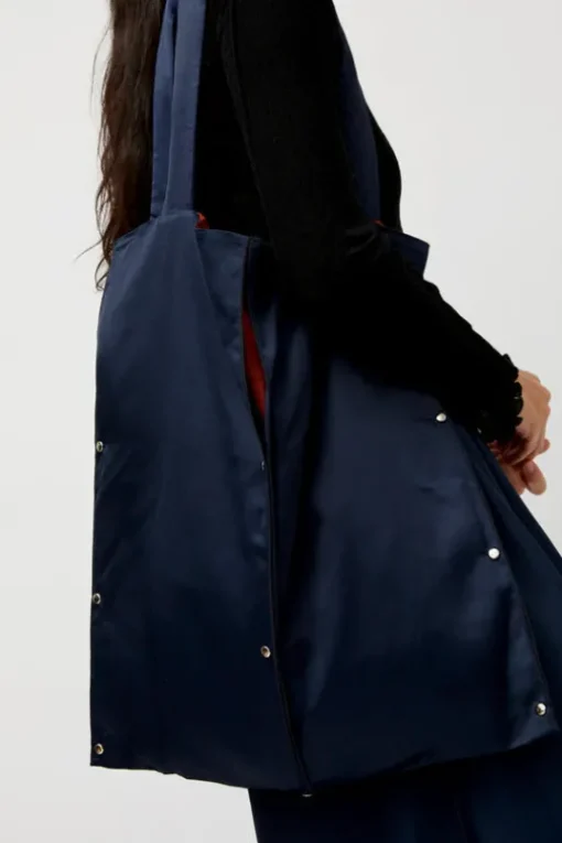 Clavo Bag in Blue Black