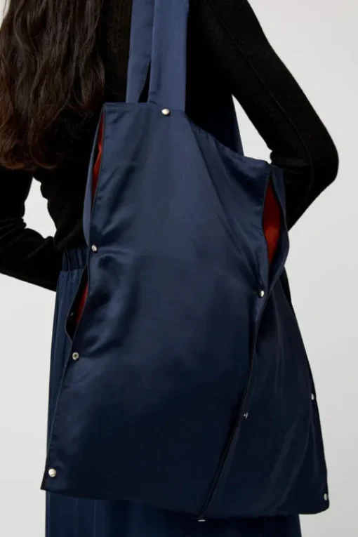 Clavo Bag in Blue Black