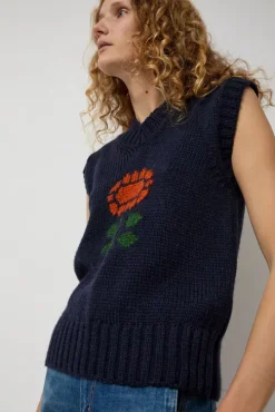 Close to the Flower Vest in Navy