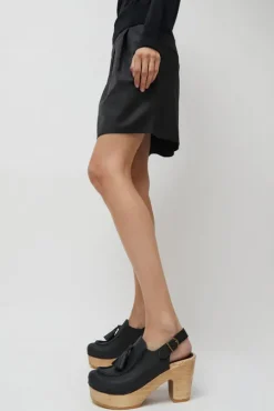 Coco Clog on Platform in Black