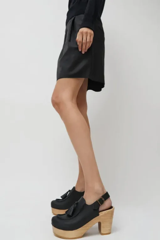 Coco Clog on Platform in Black