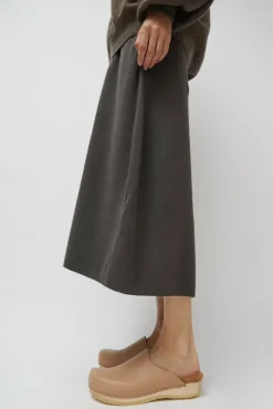 Contour Clog with Shearling on Flat Base in Camel