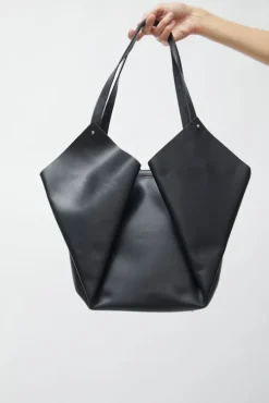 Corolla Bag in Black