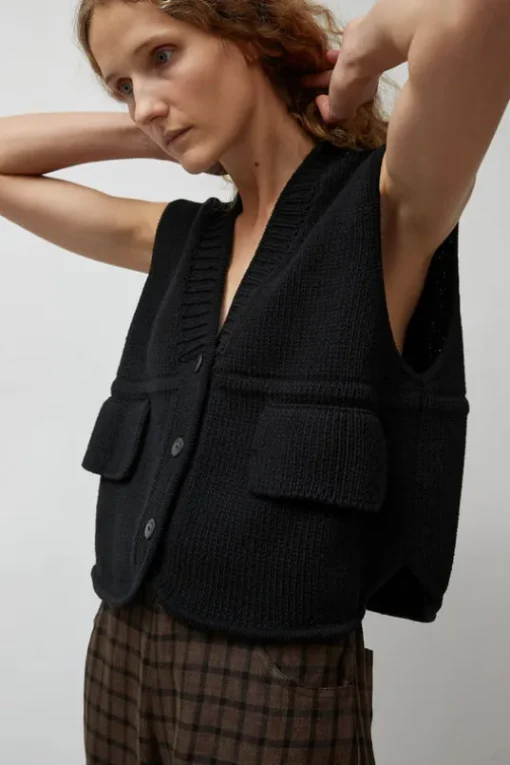 Cotton Pocket Waistcoat in Black
