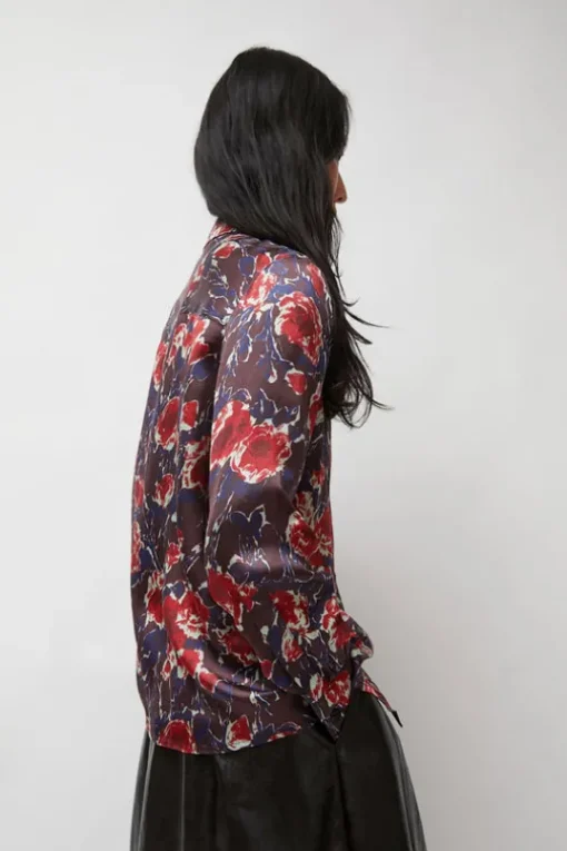 Cullen Shirt in Red Roses