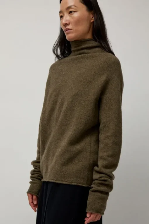 Daily Sweater in Forest Green