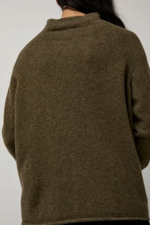 Daily Sweater in Forest Green