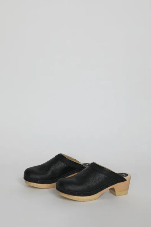 Dakota Shearling Clog on Mid Heel in Ink Aviator