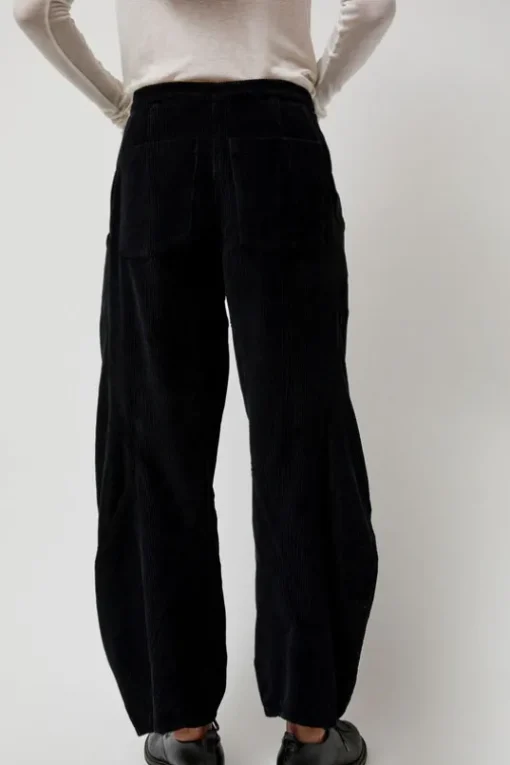 Digi Corduroy Pants in Black