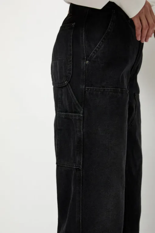 Double-Knee Jean in Spider Black