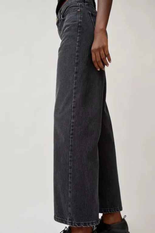 Elissa High Wide Jean in Stil Black