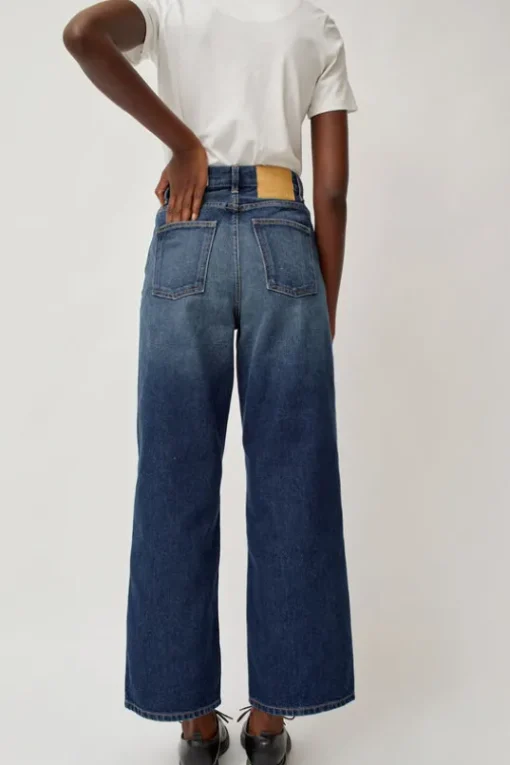 Elissa High Wide Jean in Cate Wash