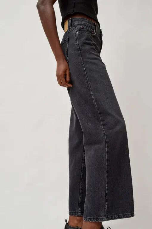 Elissa High Wide Jean in Stil Black