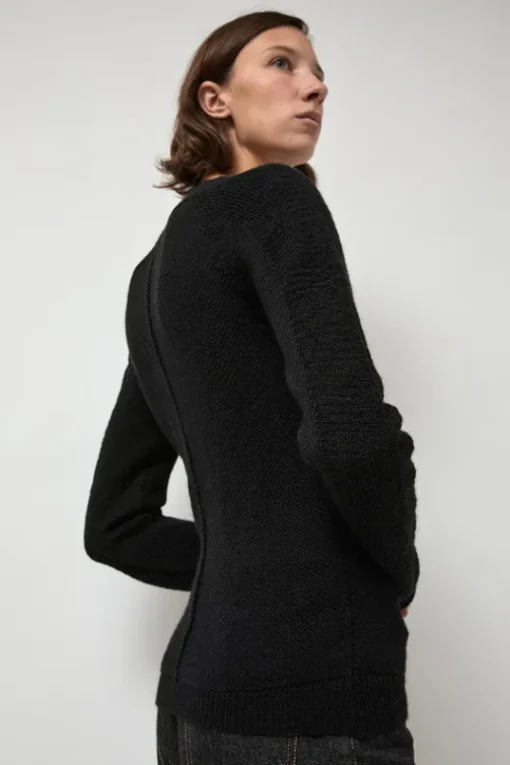 Elle Thermal in Black