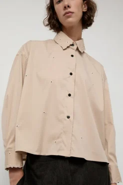Embroidery Shirt in Beige
