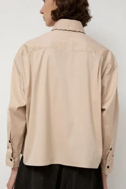 Embroidery Shirt in Beige