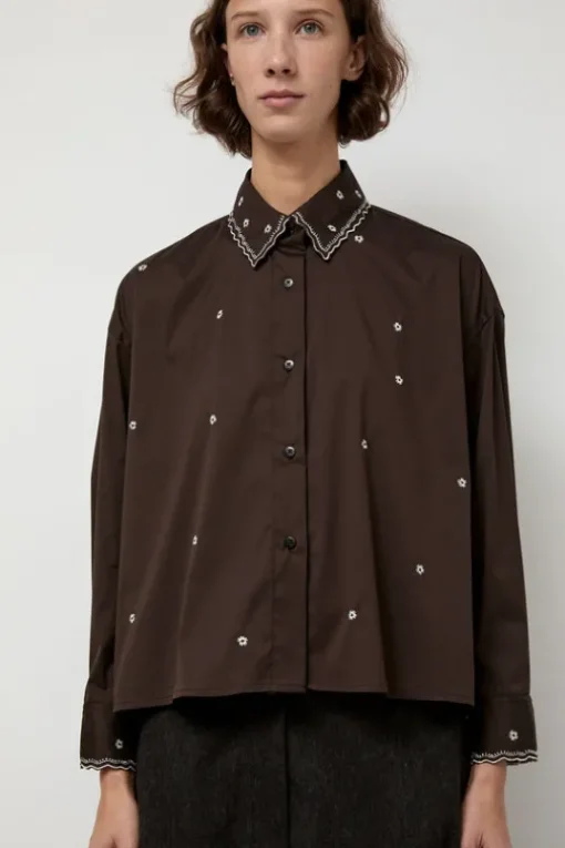 Embroidery Shirt in Chocolate