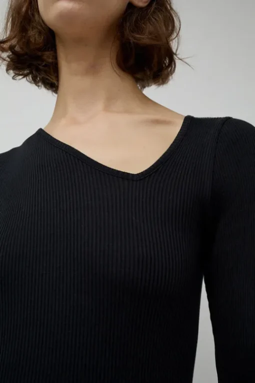 Eve Seamless Top in Black