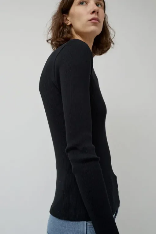 Eve Seamless Top in Black