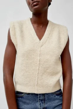 Fleece Vest in Ecru