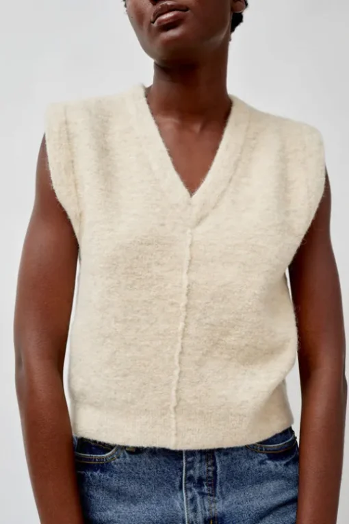 Fleece Vest in Ecru