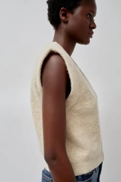 Fleece Vest in Ecru