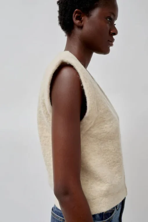 Fleece Vest in Ecru