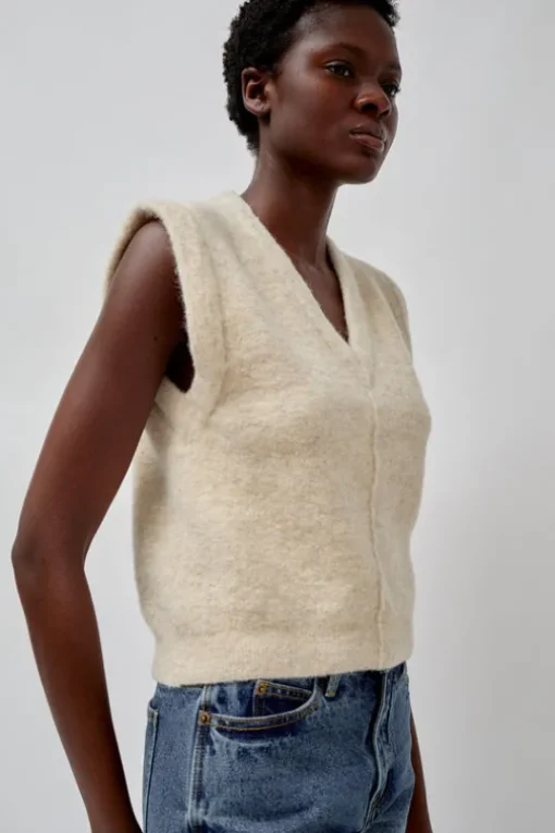 Fleece Vest in Ecru