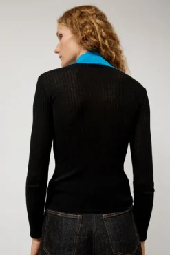 Frederique in Black and Blue