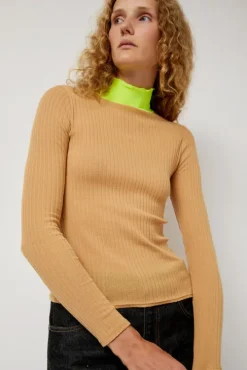 Frederique in Camel and Neon Yellow